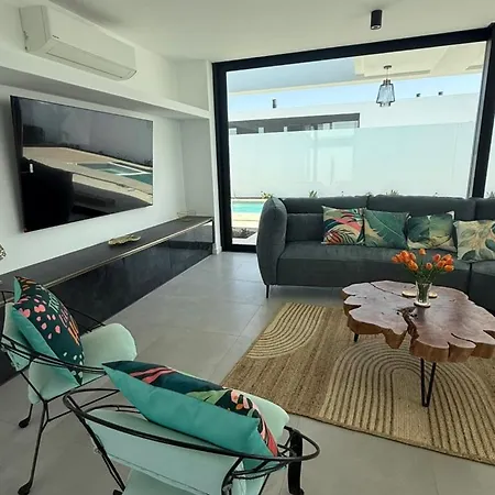 빌라 Stylish And Comfortable Anna In Villaverde