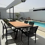 Stylish And Comfortable Anna In Villaverde Villa *