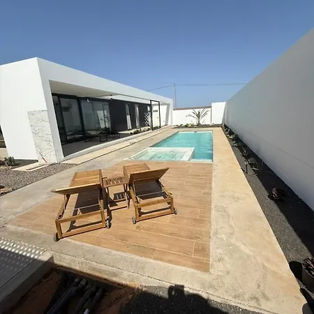 Stylish And Comfortable Anna In Villaverde Lajares