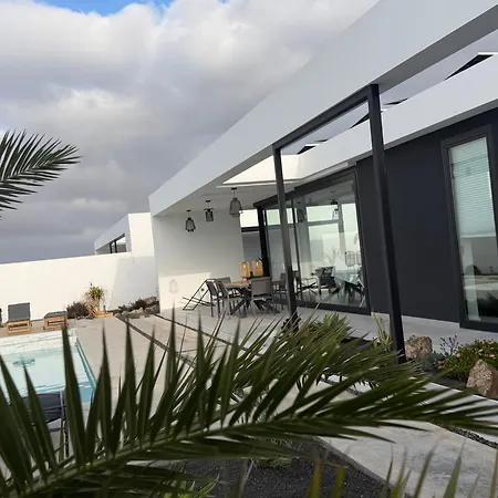 Stylish And Comfortable Anna In Villaverde *