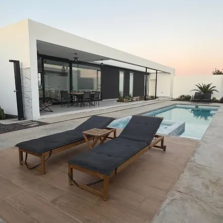Stylish And Comfortable Anna In Villaverde Lajares