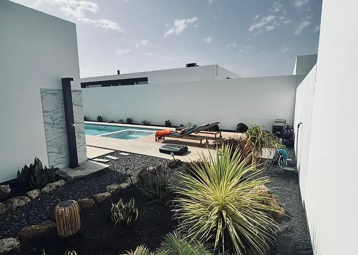 Stylish And Comfortable Anna In Villaverde